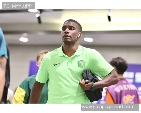 法比奥迎来联赛第27球完成帽子戏法国安4-1领先梅州展现强大实力 法比奥迎来联赛第27球完成帽子戏法国安4-1领先梅州展现强大实力