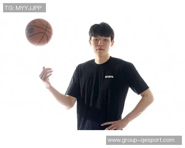 拓媒点评杨瀚森表现提升逐渐展现潜力与进步的希望 拓媒点评杨瀚森表现提升逐渐展现潜力与进步的希望