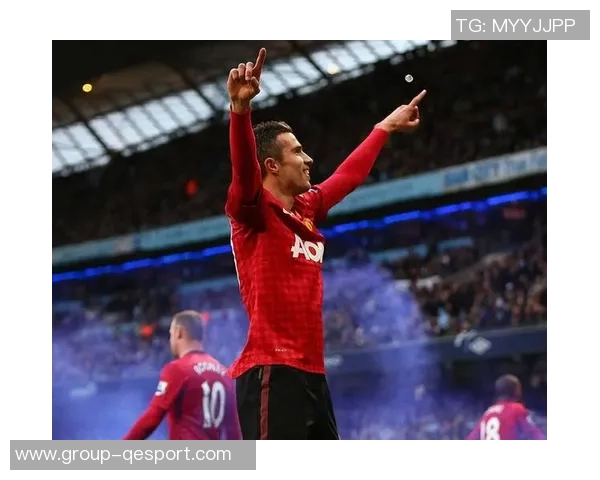 官方确认范佩西儿子膝伤无大碍本赛季有望复出