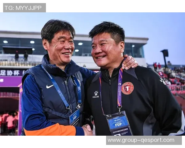 李霄鹏寄语球队专注自我展现实力期待明天比赛精彩表现