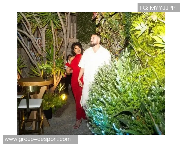 马冬梅身材惊艳引热议克莱表现低迷场均仅9分3板命中率堪忧 马冬梅身材惊艳引热议克莱表现低迷场均仅9分3板命中率堪忧