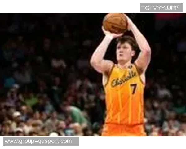 克尼佩尔近期表现惊艳场均265分投篮命中率超58三分命中率达52 克尼佩尔近期表现惊艳场均265分投篮命中率超58三分命中率达52